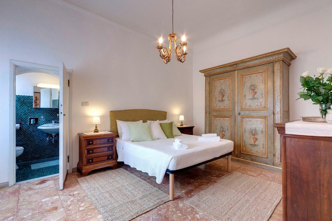Historical Apartment Spectacular Arno View With Balcony From 12 Th Century. Florens Exteriör bild