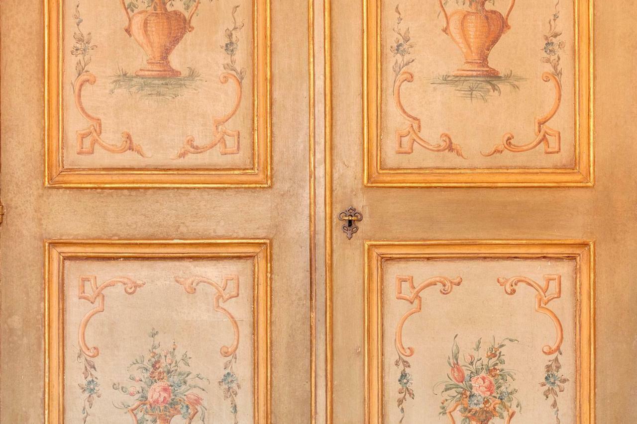 Historical Apartment Spectacular Arno View With Balcony From 12 Th Century. Florens Exteriör bild