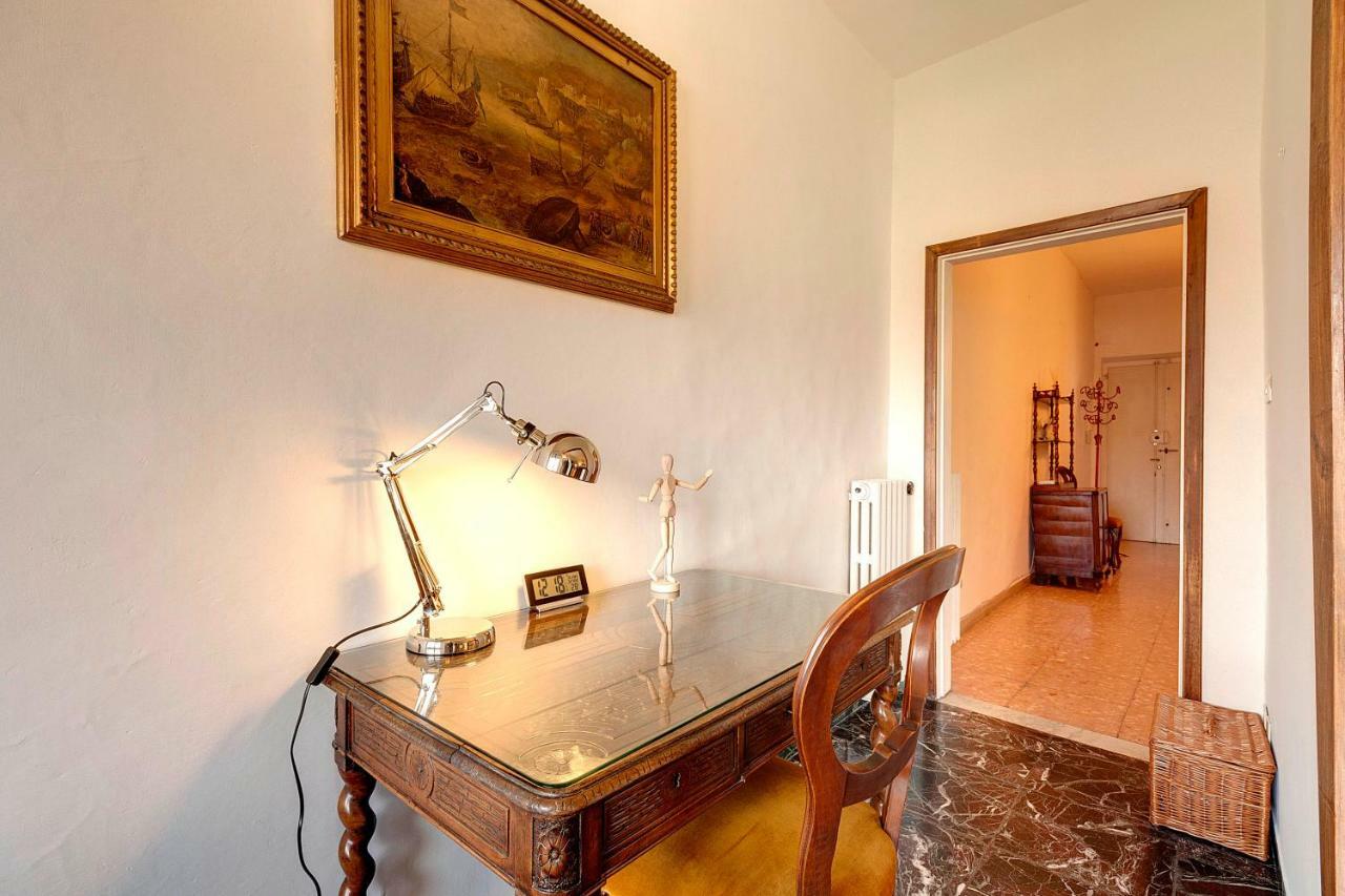 Historical Apartment Spectacular Arno View With Balcony From 12 Th Century. Florens Exteriör bild